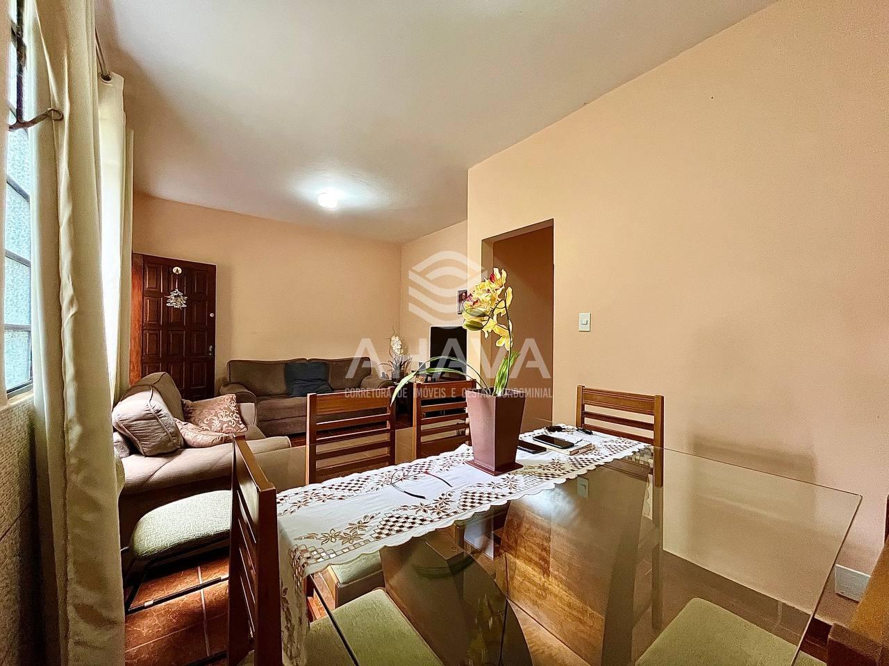 Casa geminada à venda no Planalto: 