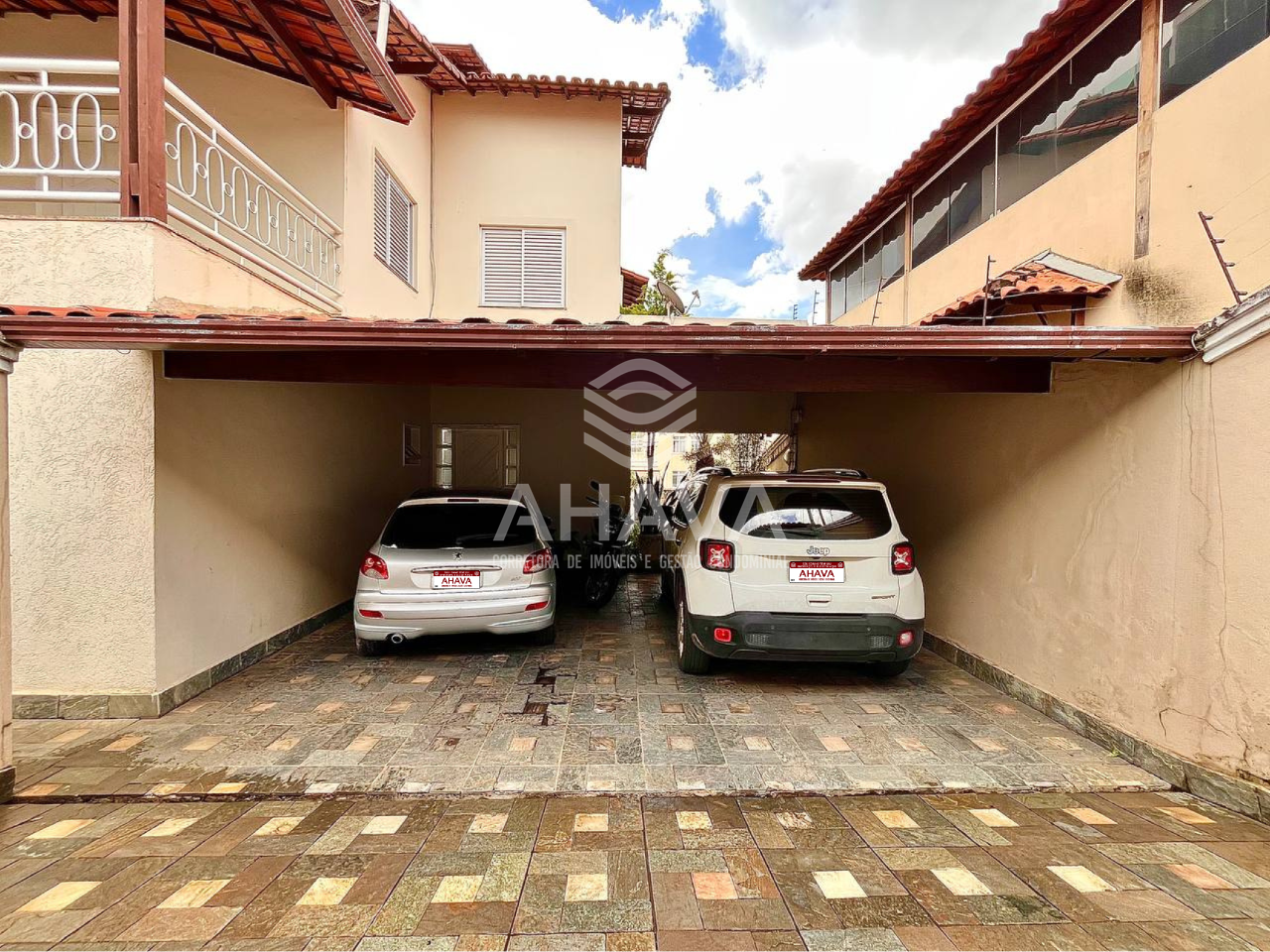 Casa à venda no Heliópolis: 