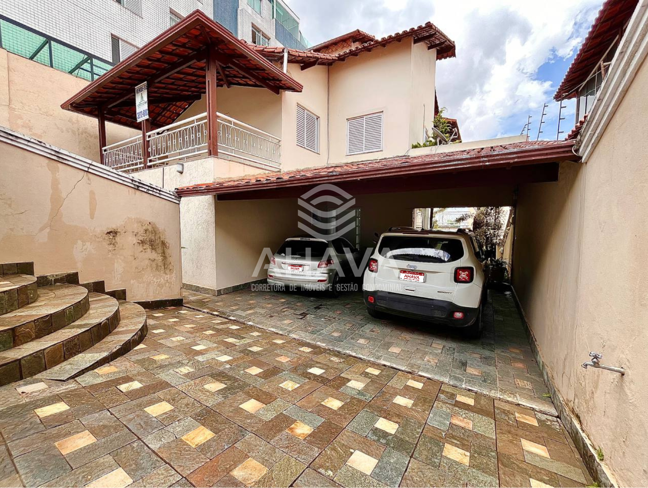 Casa à venda no Heliópolis: 