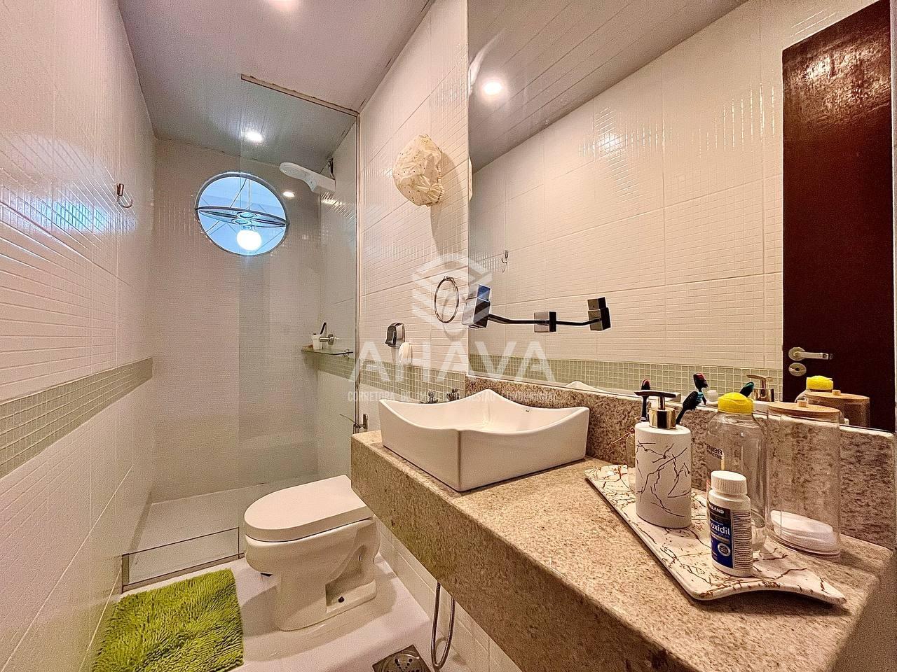 Casa geminada à venda no São João Batista: 