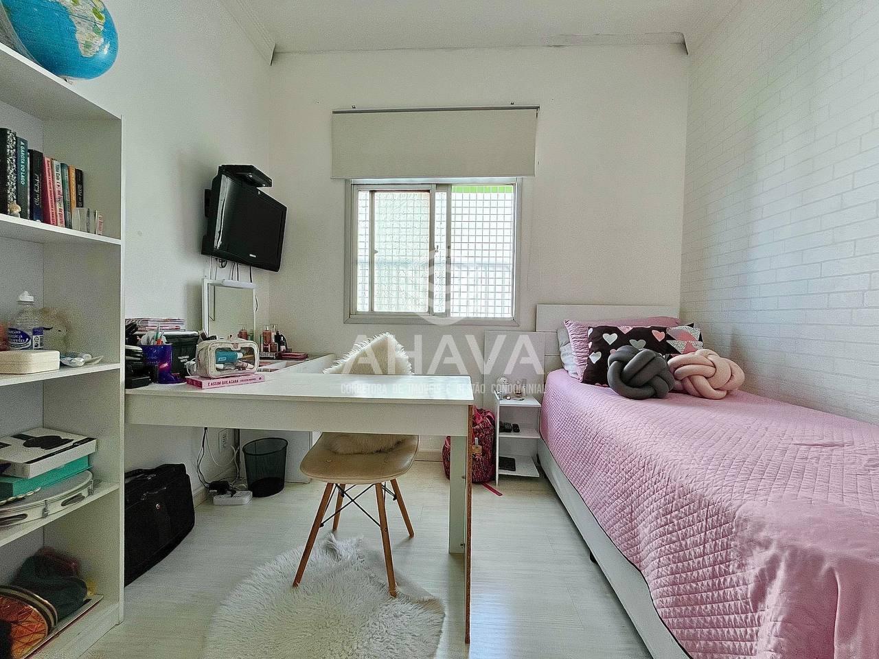 Cobertura à venda no Heliópolis: 