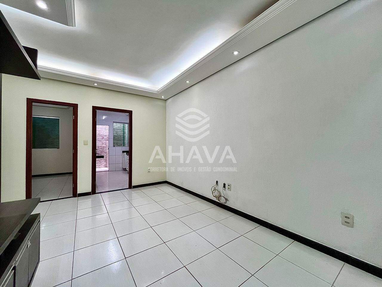 Casa geminada à venda no Santa Mônica: 