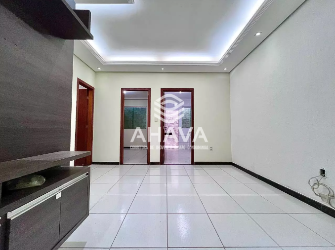 Casa geminada à venda no Santa Mônica: 