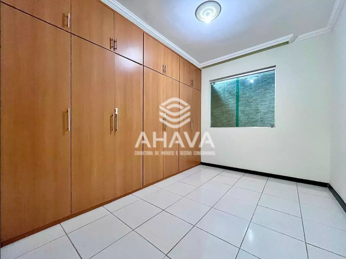 Casa geminada à venda no Santa Mônica: 