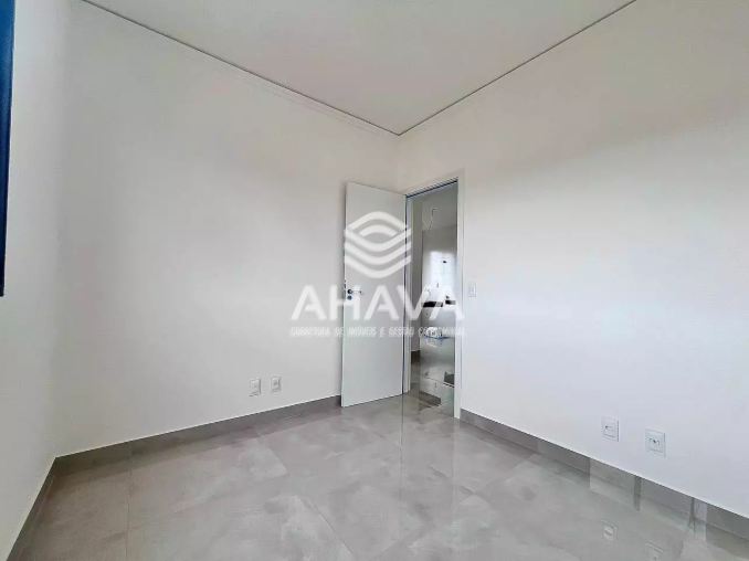 Área privativa à venda no Santa Amélia: 