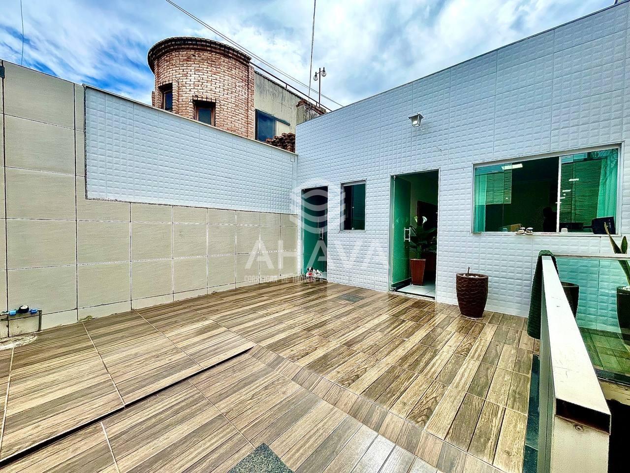 Casa geminada à venda no Heliópolis: 