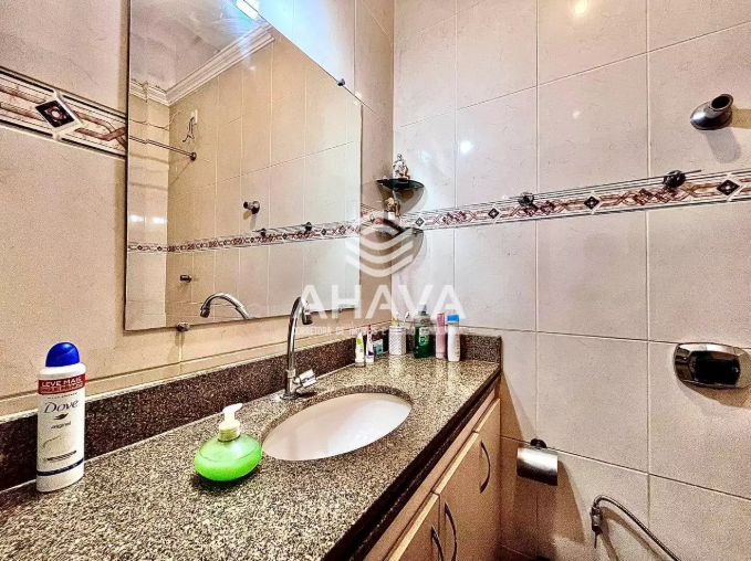 Casa geminada à venda no Santa Branca: 