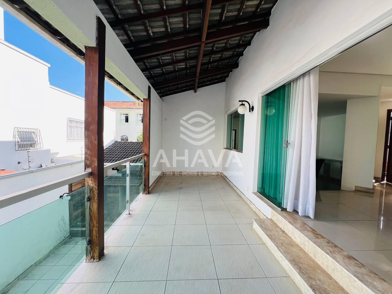 Casa à venda no Dona Clara: 