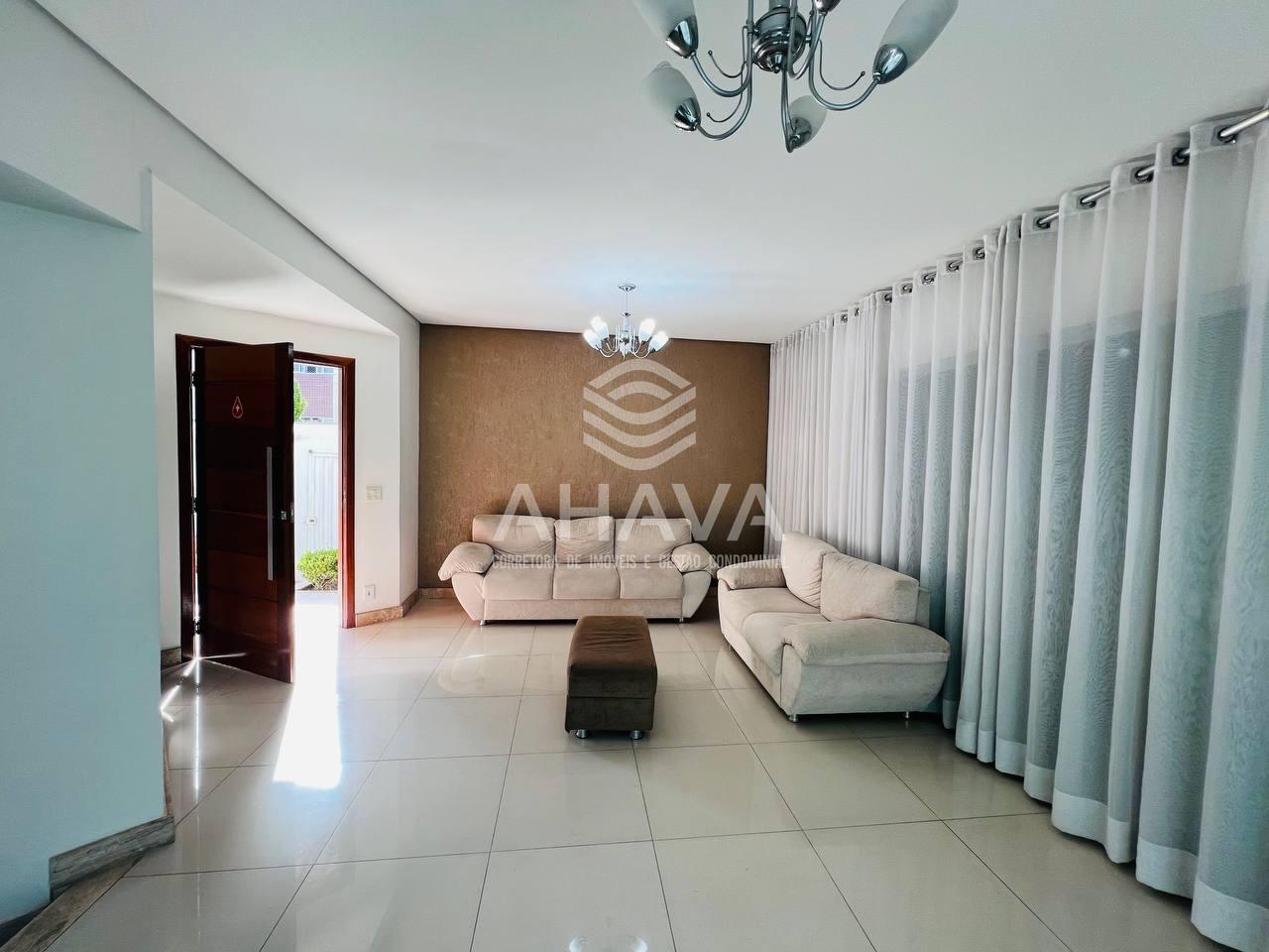 Casa à venda no Dona Clara: 