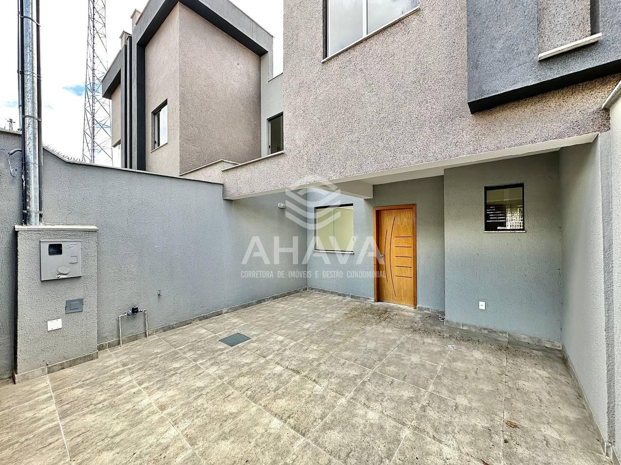 Casa geminada à venda no Santa Mônica: 