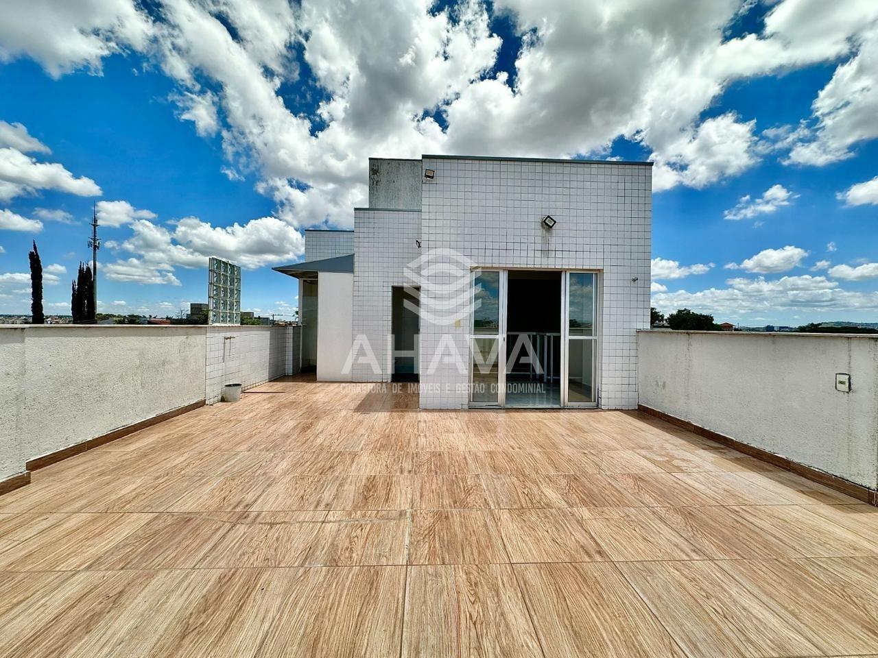 Cobertura à venda no Planalto: 