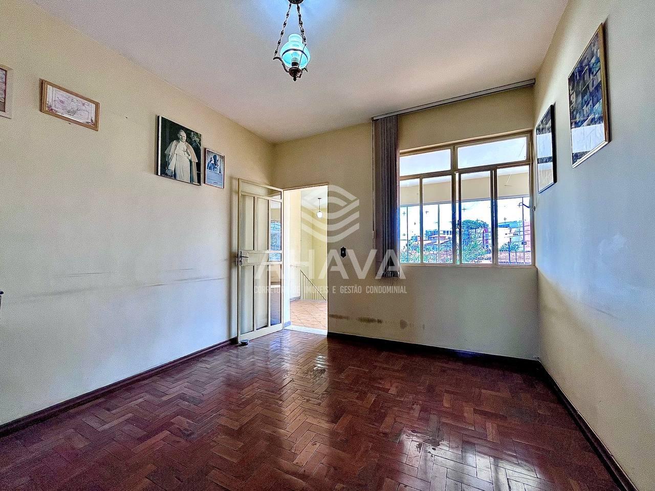 Casa à venda no Santa Mônica: 