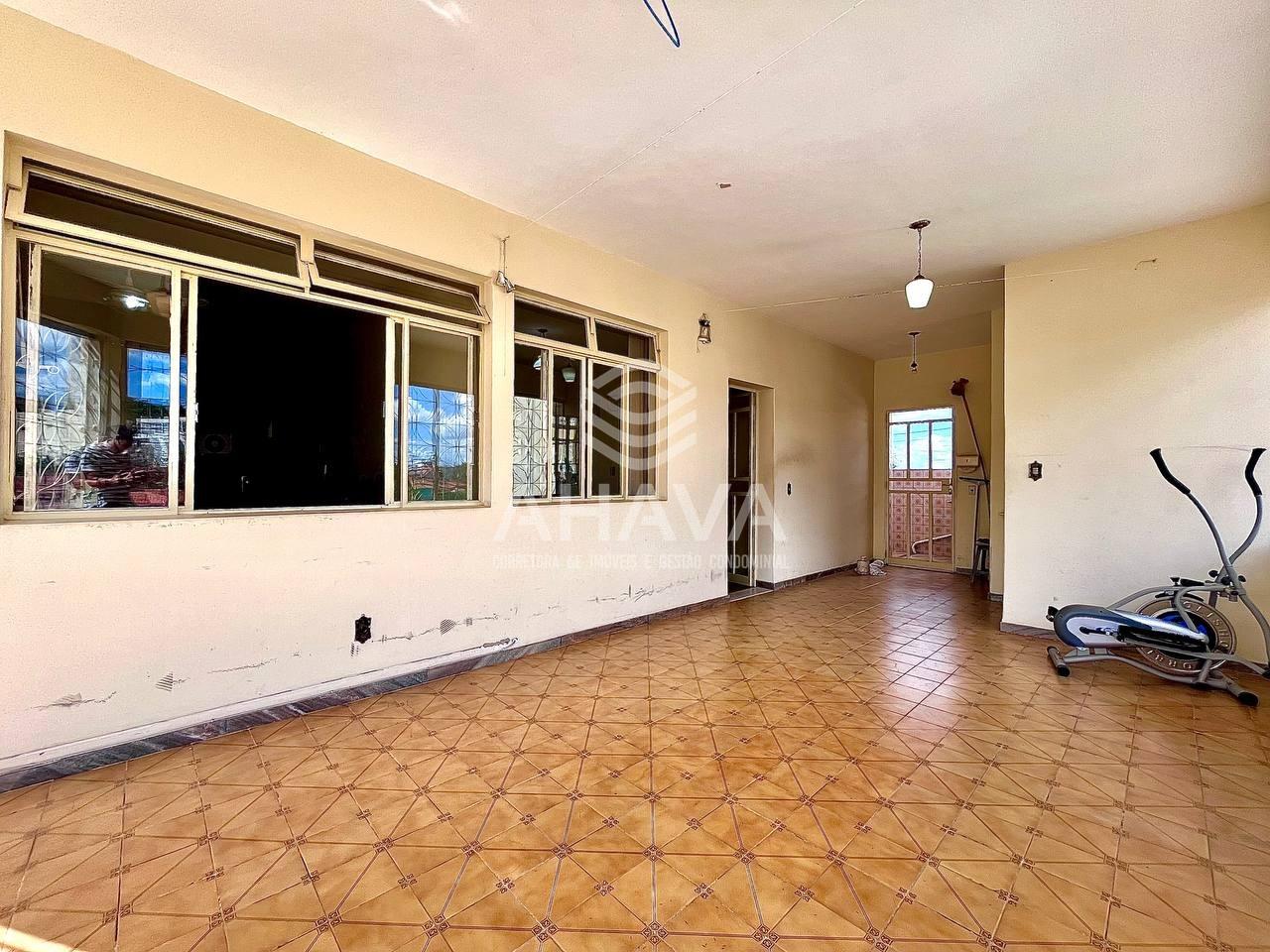 Casa à venda no Santa Mônica: 