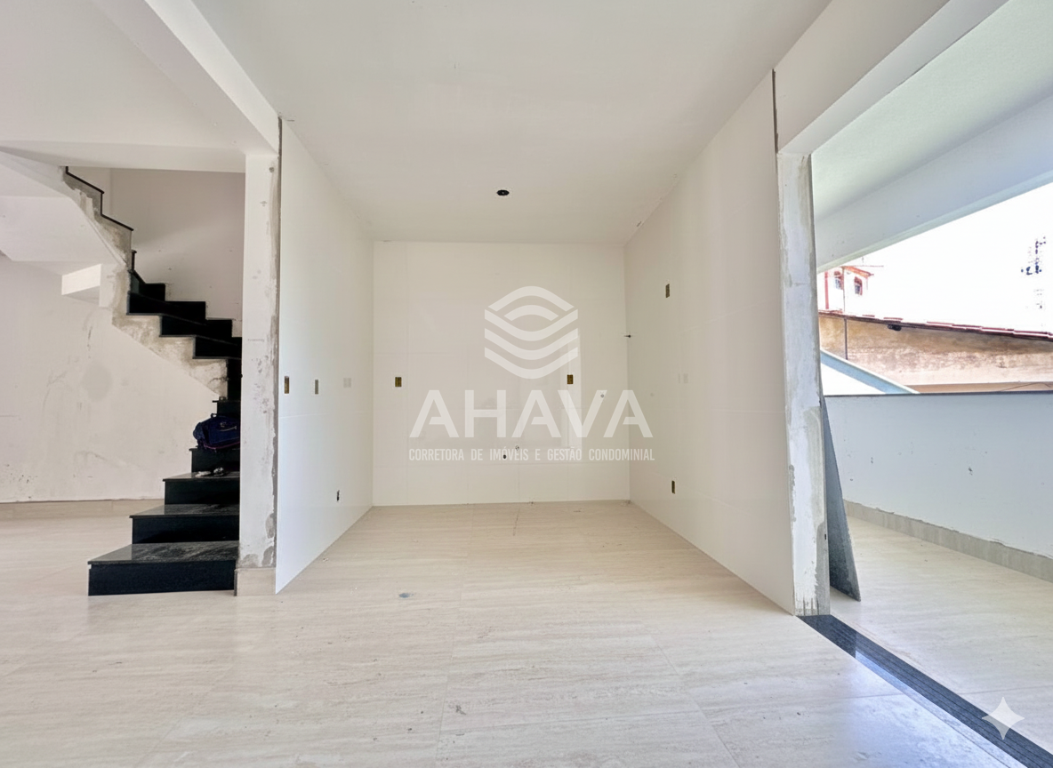 Casa geminada à venda no Planalto: 