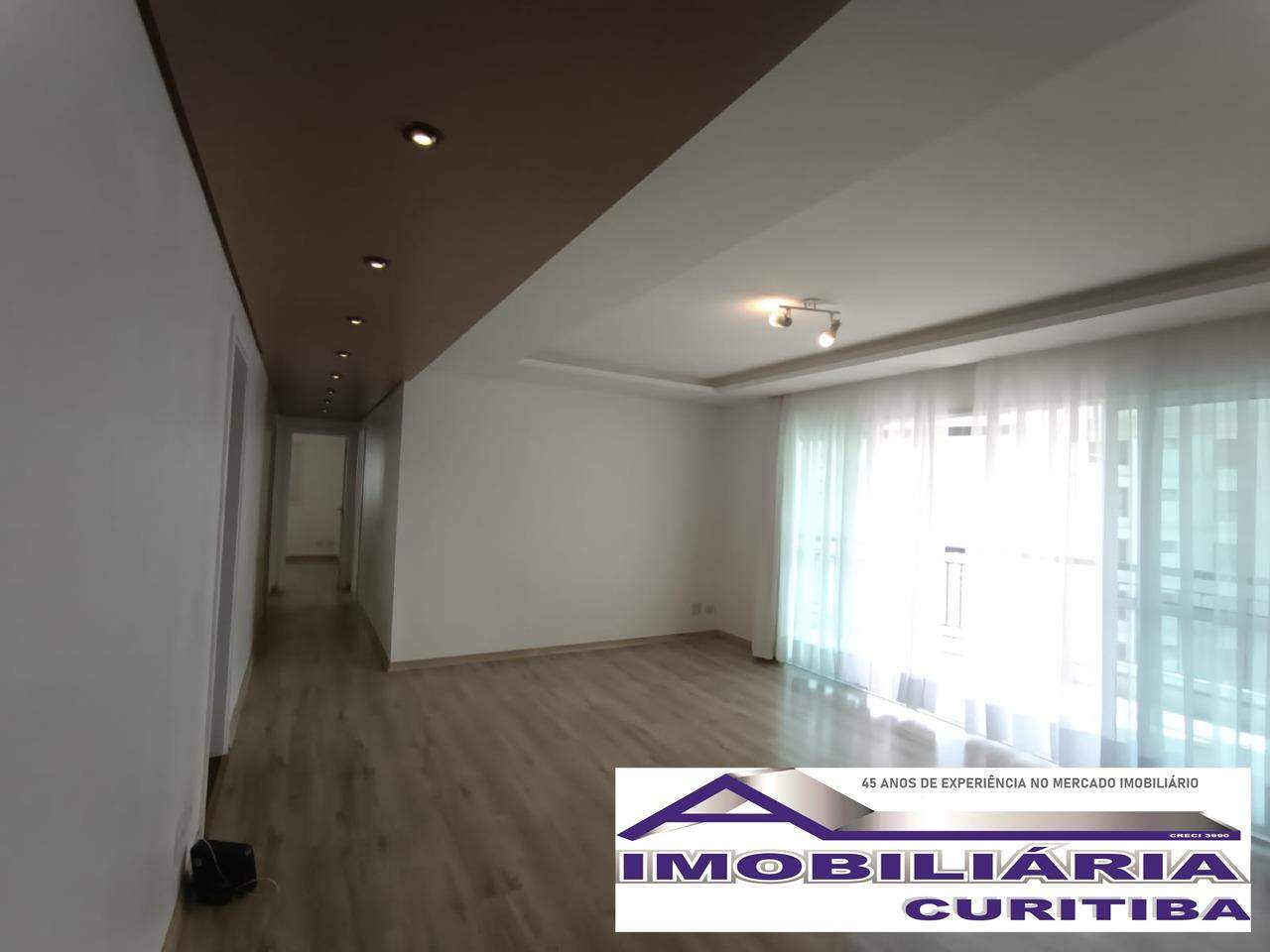 Apartamento à venda no Campo Comprido: 