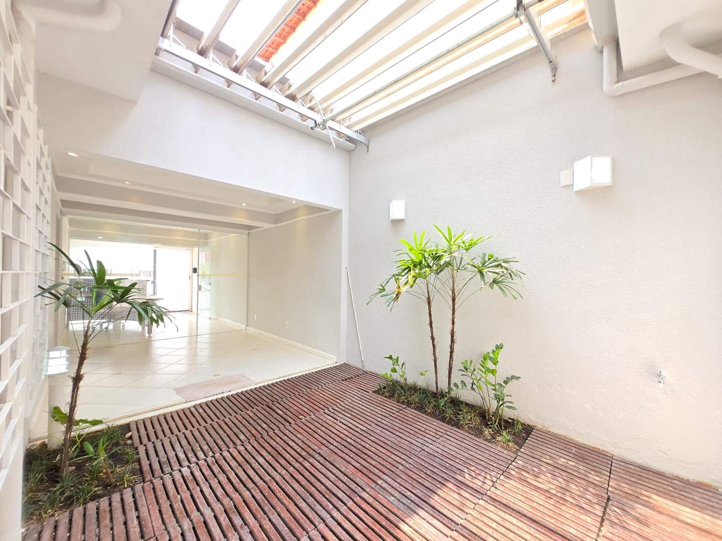 Casa para aluguel no Jardim Flamboyant: 