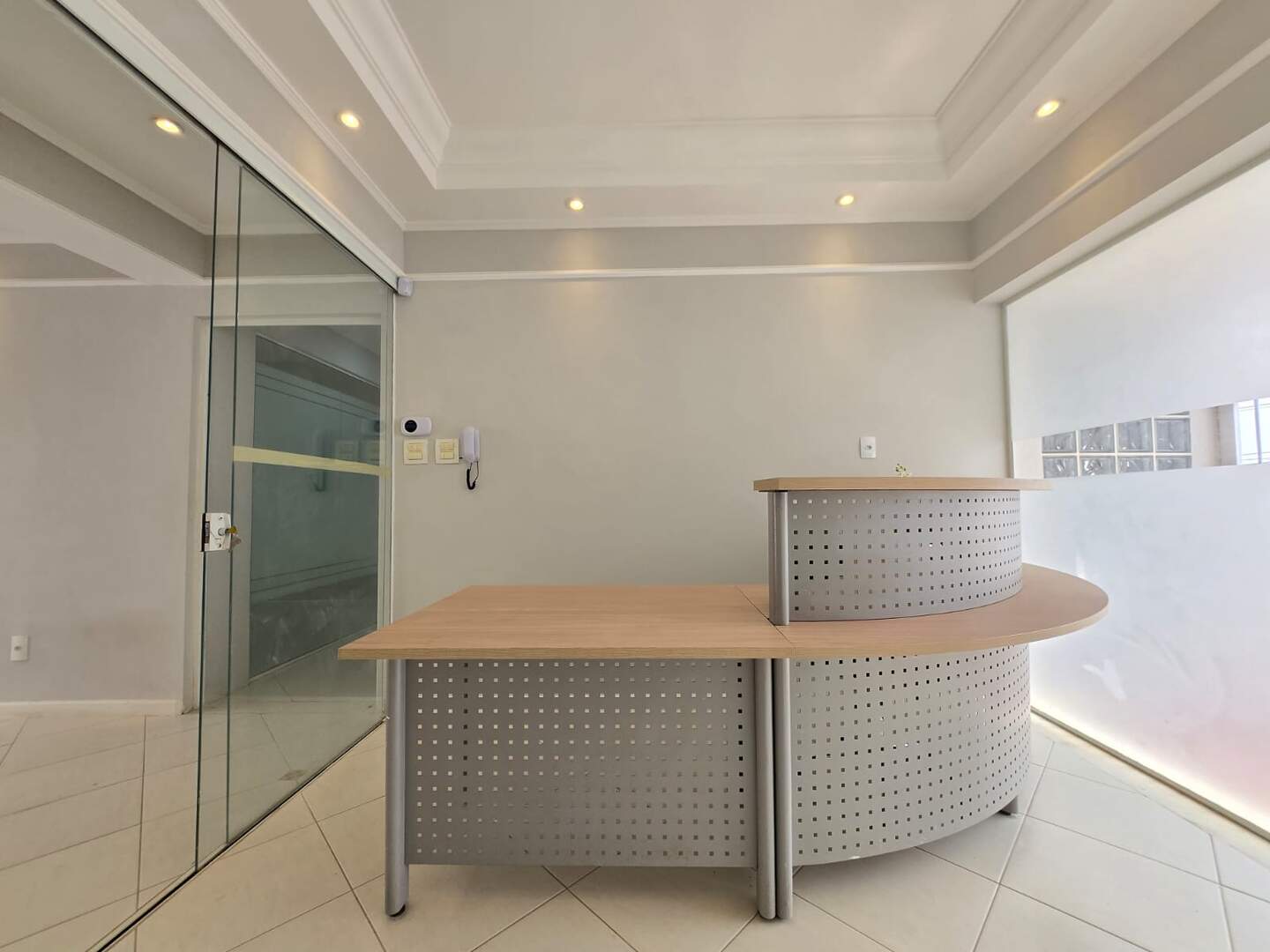 Casa para aluguel no Jardim Flamboyant: 