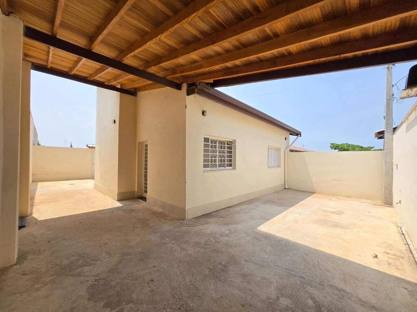 Casa para aluguel no Jardim Nilópolis: 