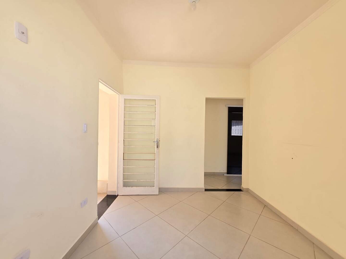 Casa para aluguel no Jardim Nilópolis: 