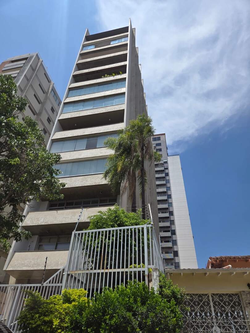 Apartamento à venda no Cambuí: 