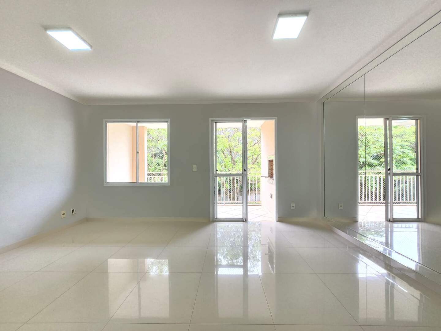 Apartamento para aluguel no Loteamento Center Santa Genebra: 