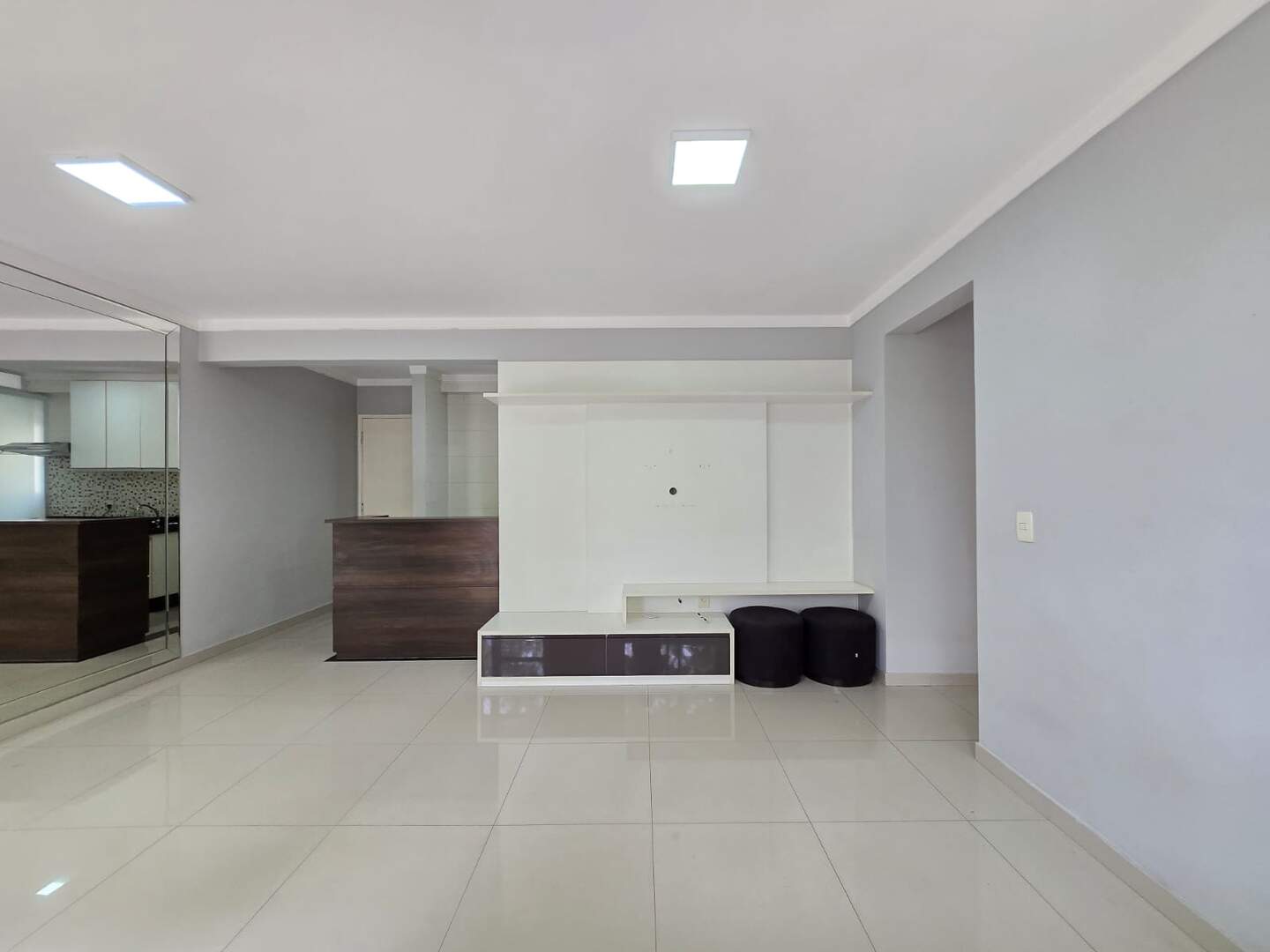 Apartamento para aluguel no Loteamento Center Santa Genebra: 