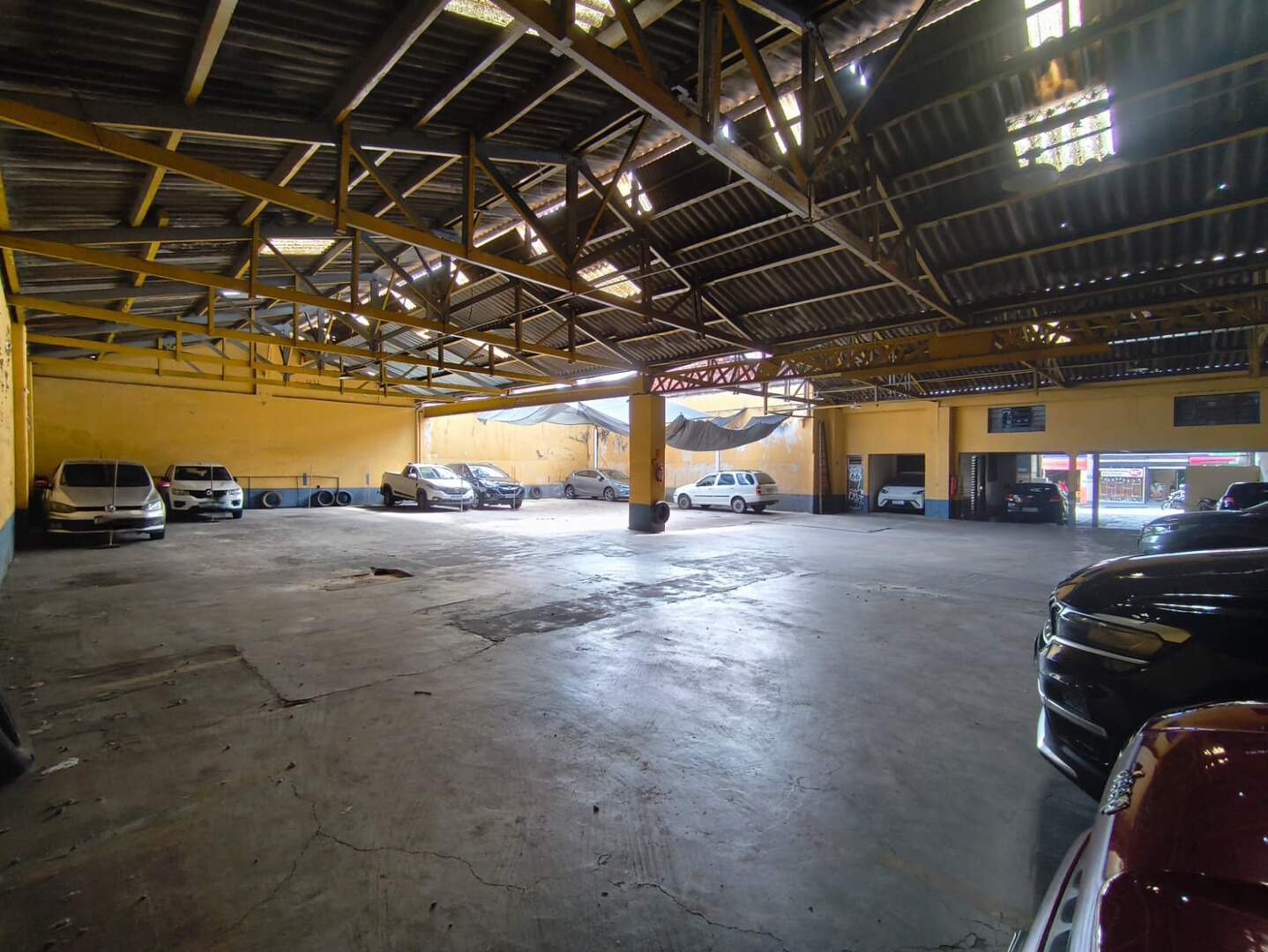 Galpão à venda no Centro: 