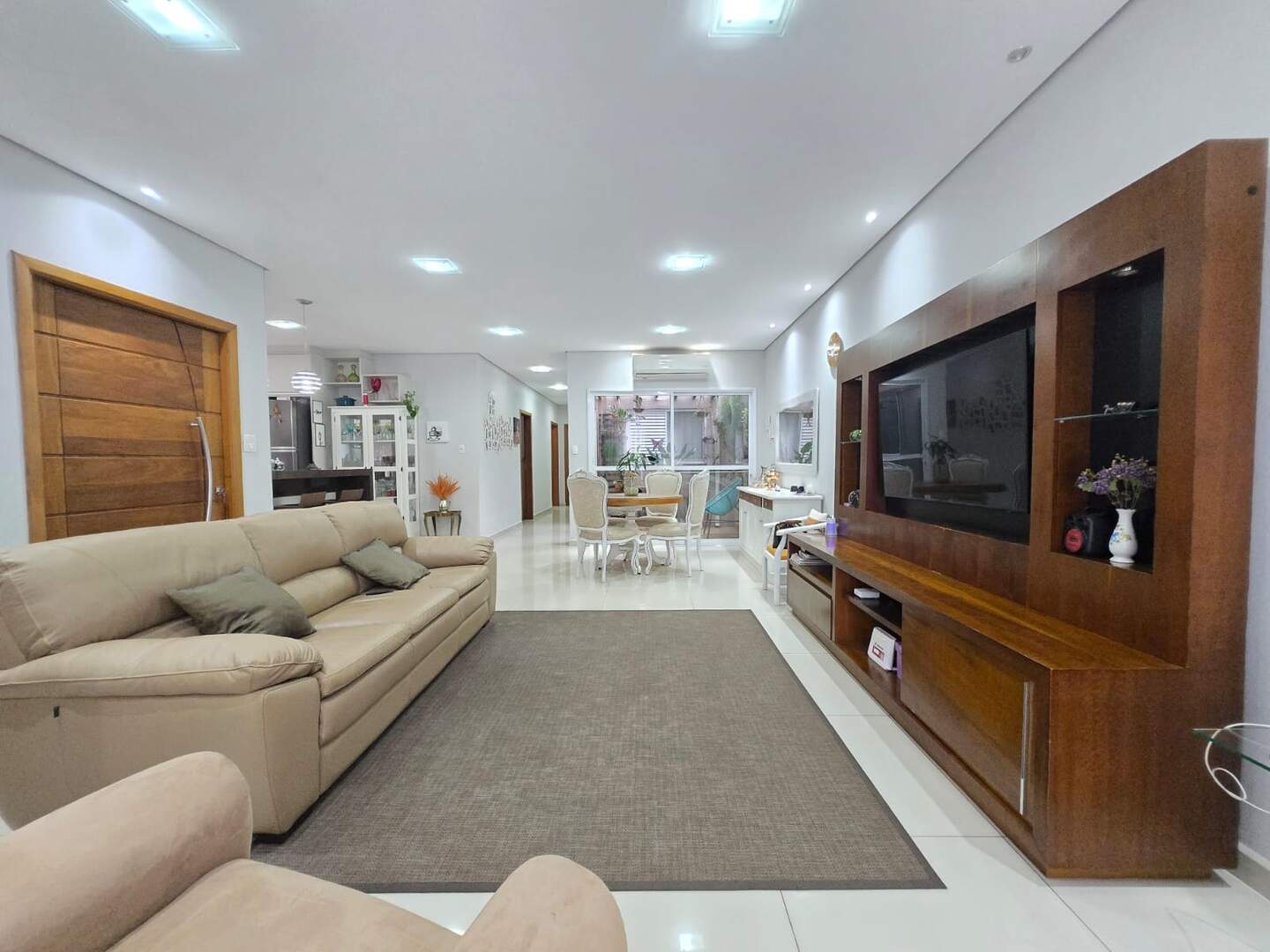 Casa de Condomínio à venda no Residencial Jardim de Mônaco: 