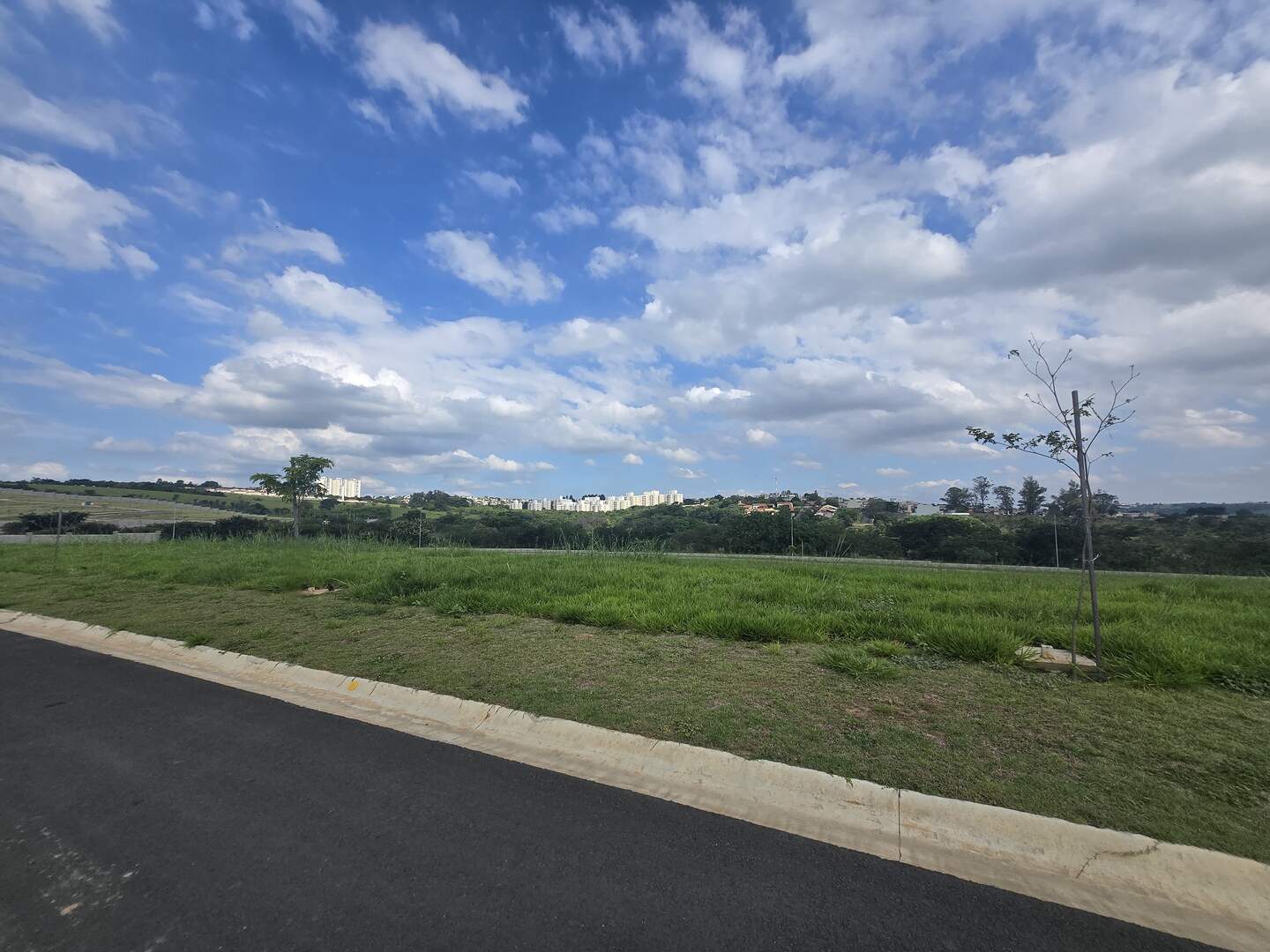 Terreno de Condomínio à venda no Loteamento Alphaville Campinas: 