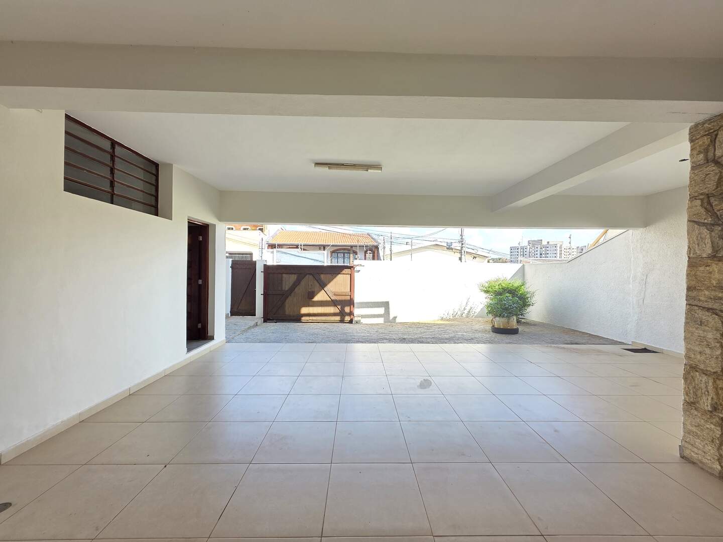 Casa para aluguel no Jardim Guarani: 