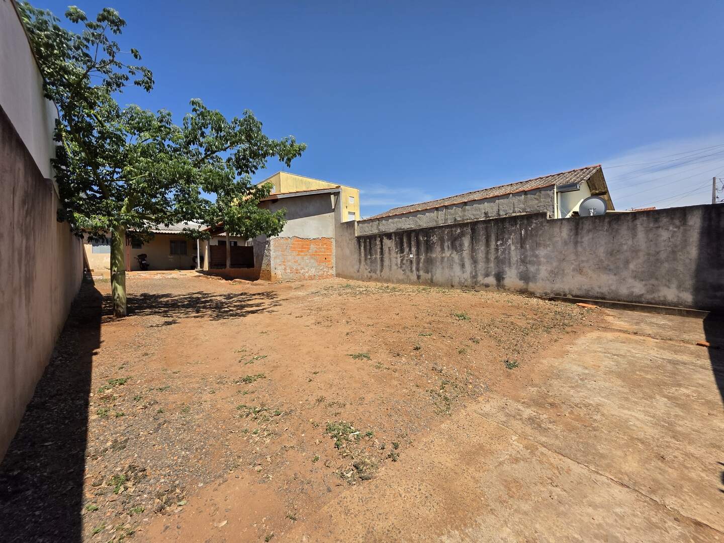 Casa à venda no Jardim São Domingos: 