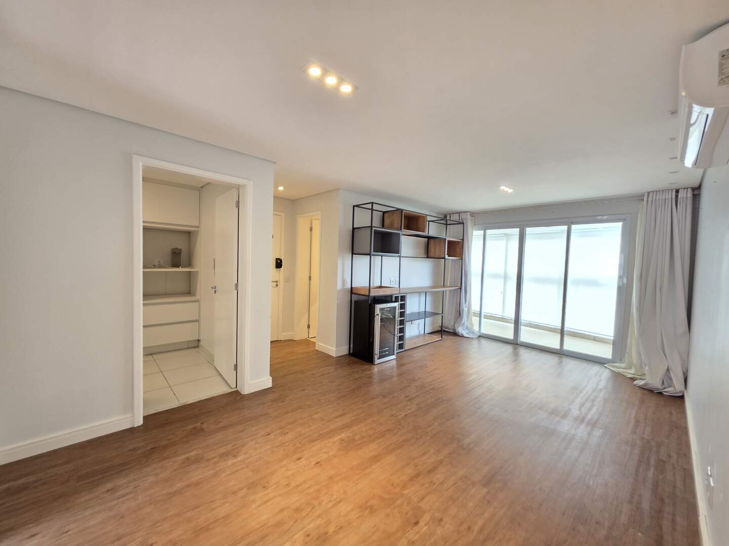 Apartamento para aluguel no Cambuí: 