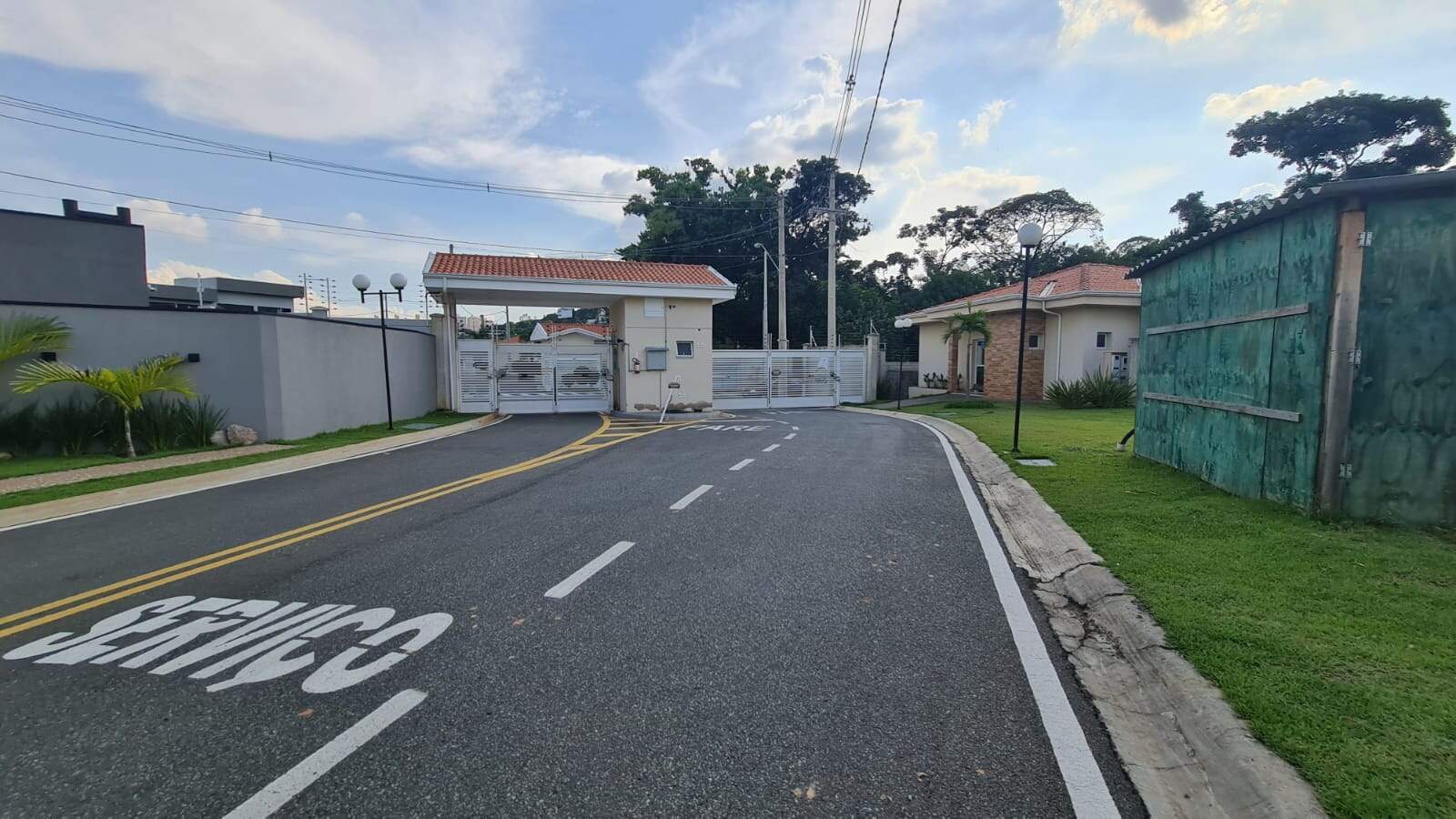 Terreno de Condomínio à venda no Parque Rural Fazenda Santa Cândida: 