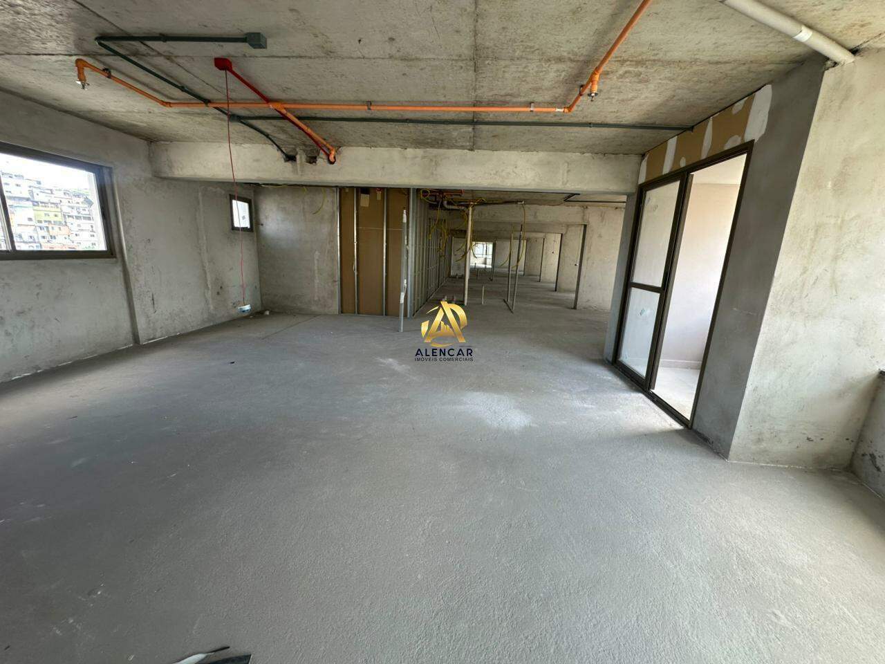 Andar Comercial 340m² na Praia do Suá, Vitória – Região Corporativa Estratégica