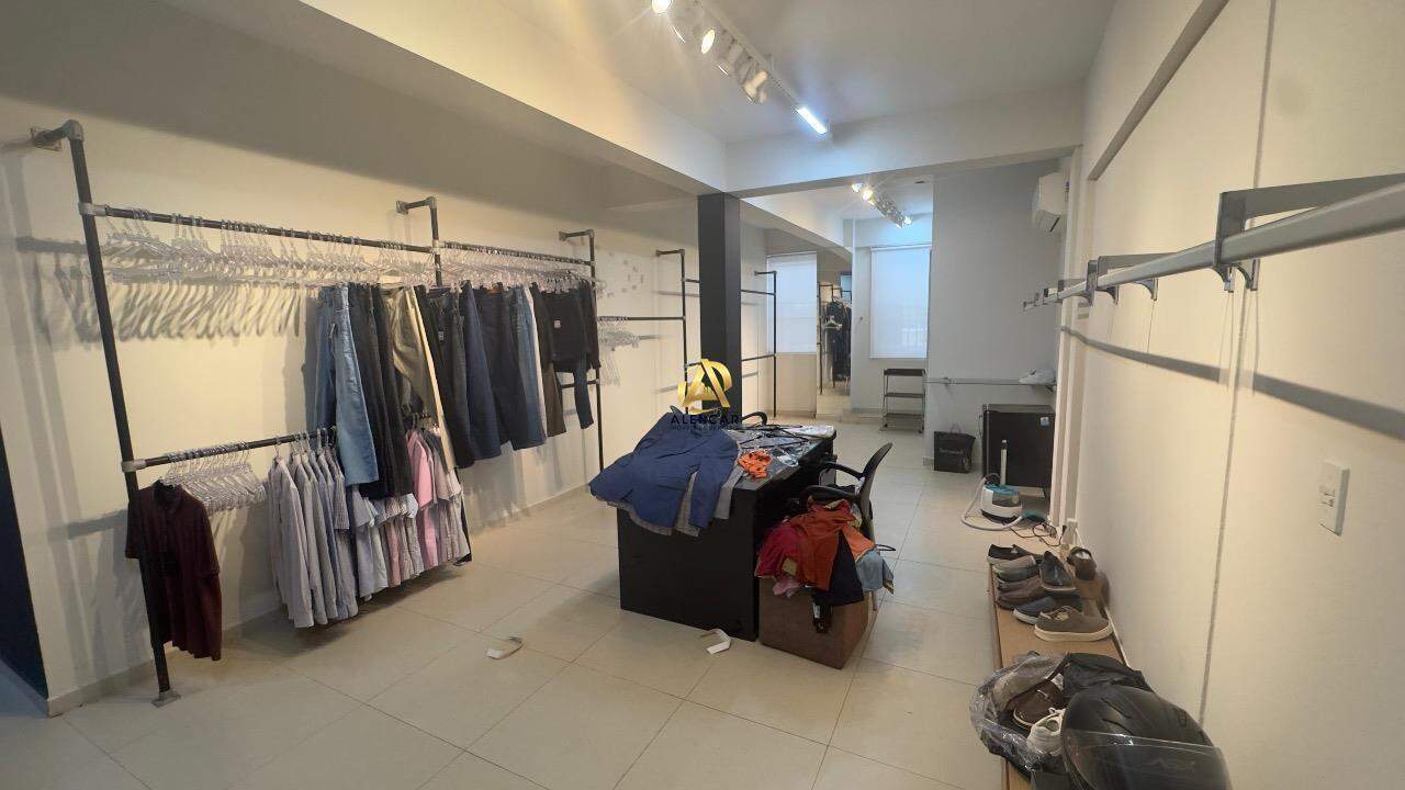 Sala comercial com 45m² no Moviment Mall, Praia da Costa – Estrutura pronta para operação