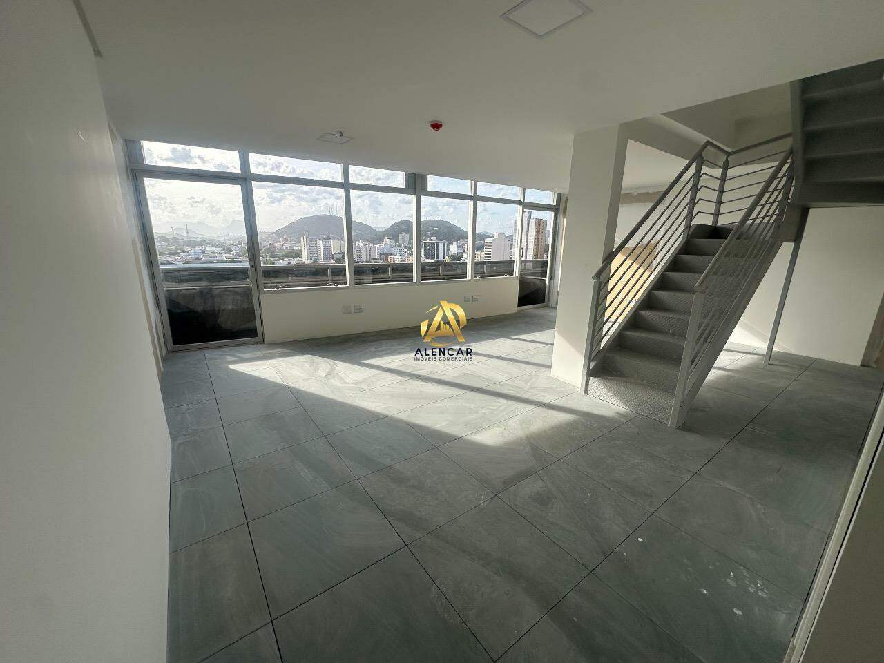 Sala duplex - disponível para locação na Praia da Costa, VV/ES