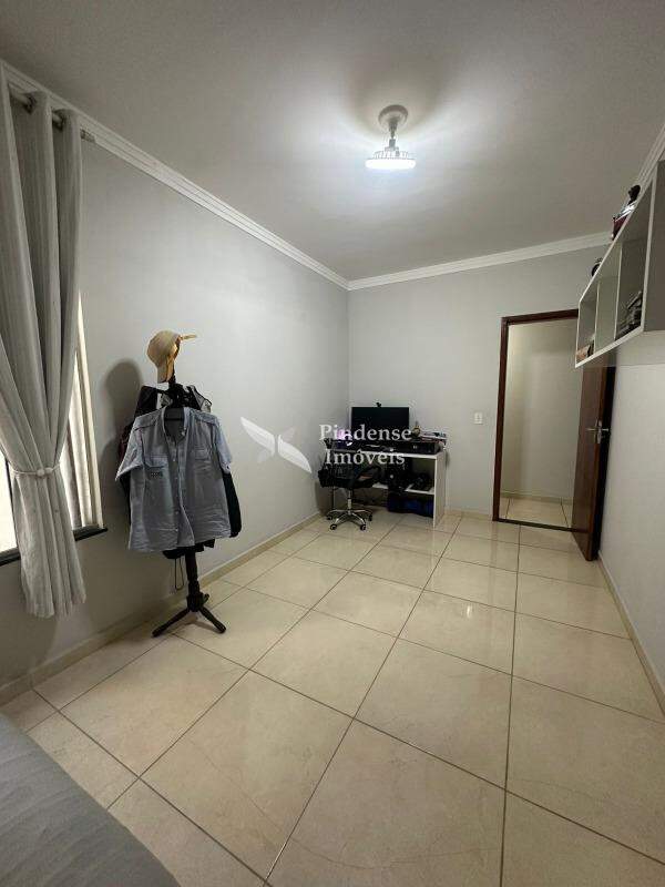 Casa à venda no Estância Monazítica: 
