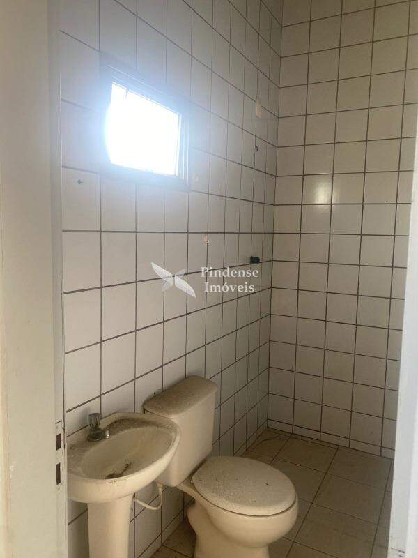 Comercial para aluguel no Jardim Atlântico: 