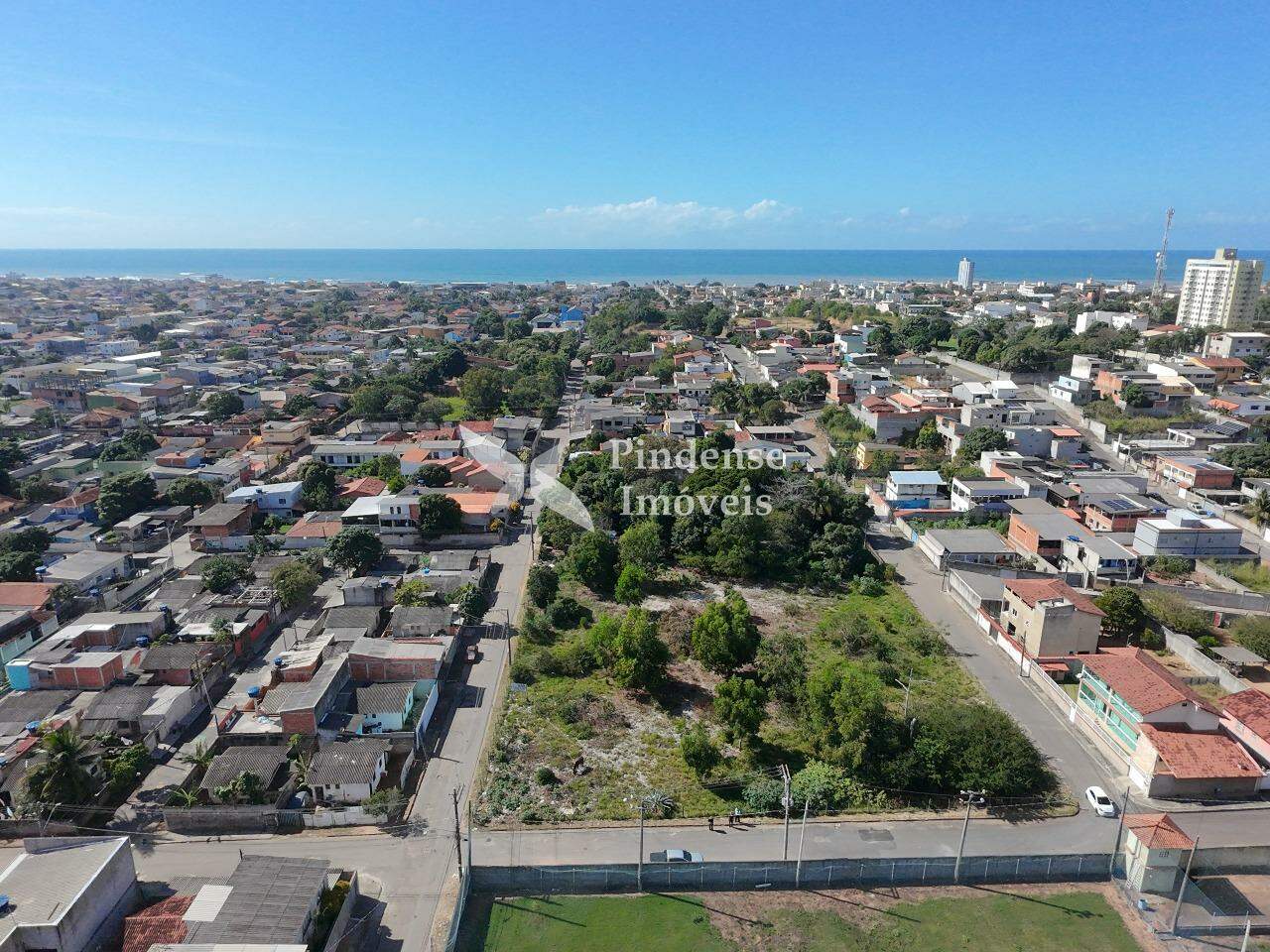 Terreno à venda no Jardim Atlântico: 