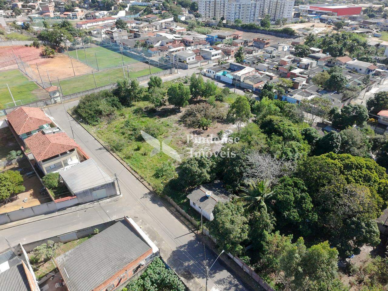 Terreno à venda no Jardim Atlântico: 