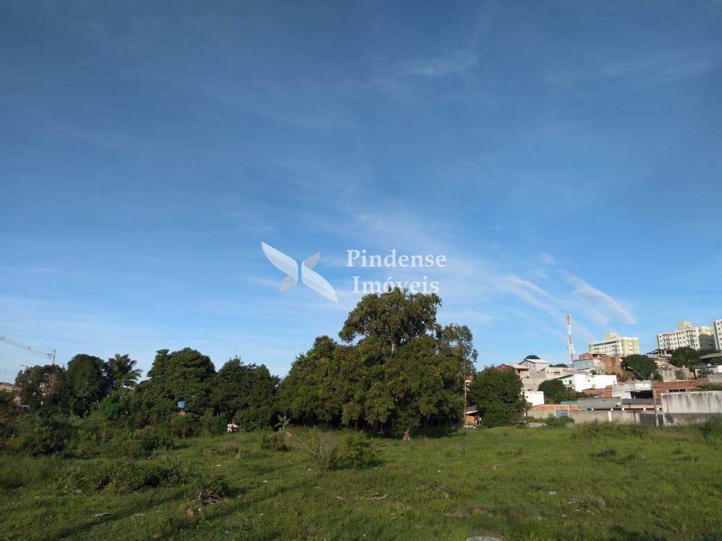 Terreno à venda no Jardim Atlântico: 