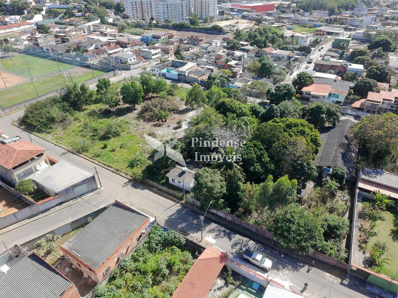 Terreno à venda no Jardim Atlântico: 