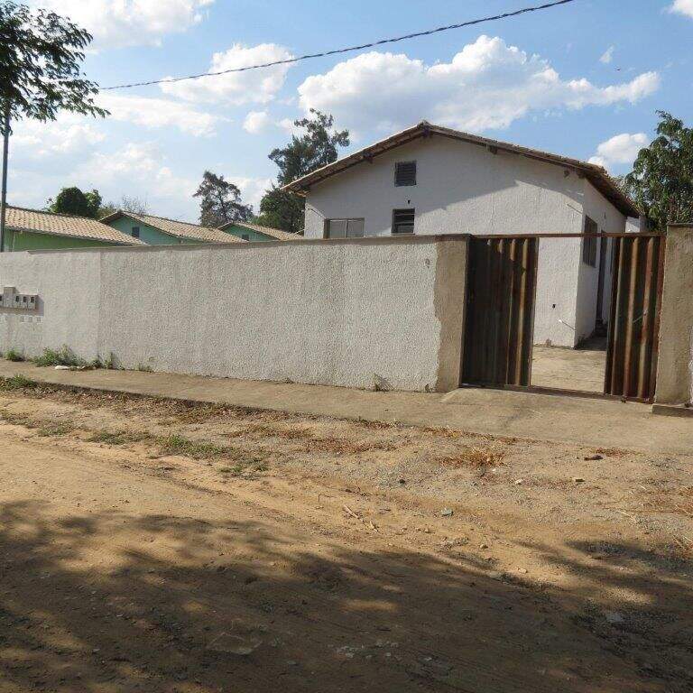 Casa para aluguel 2 quartos no Bairro DUMAVILLE: casa-para-locacao-quartos-vagas-m-bairro-cidade-jardim-esmeraldas-mg1642521250018gkjcg.jpg