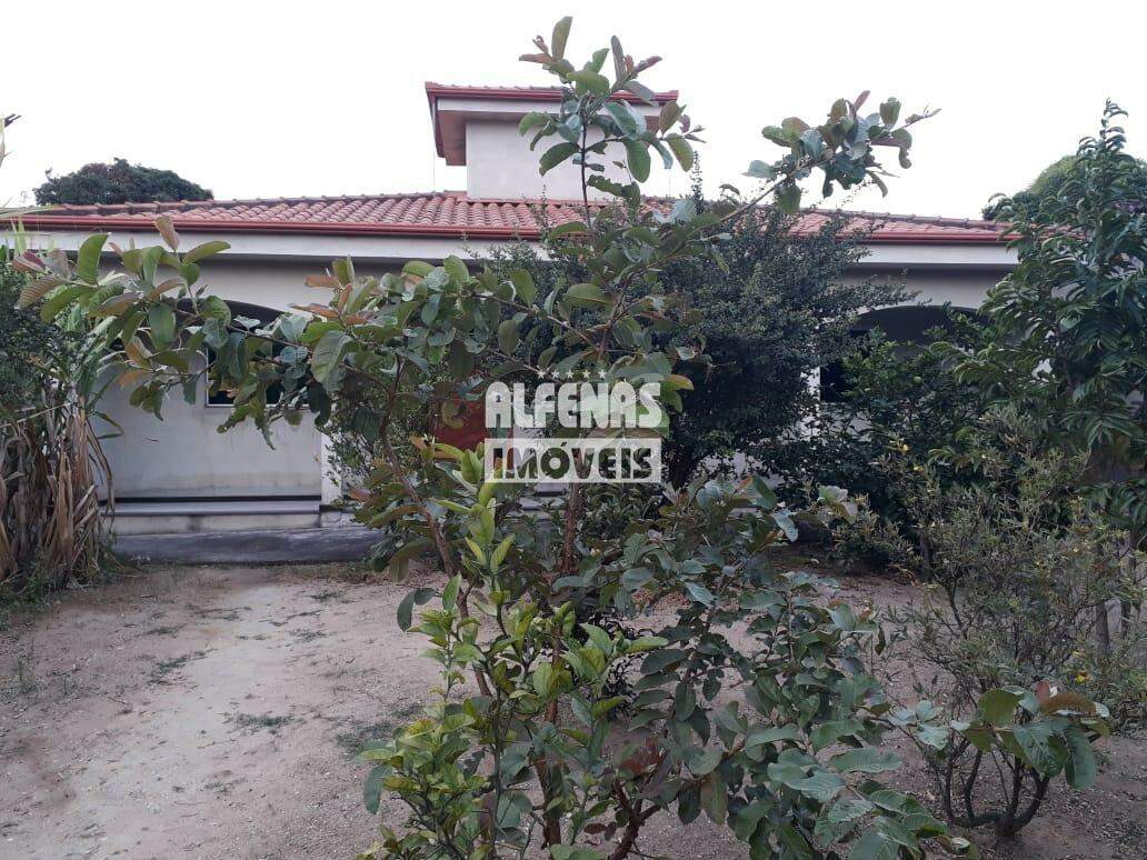 Casa à venda 3 quartos no Bairro COLONIAL: 