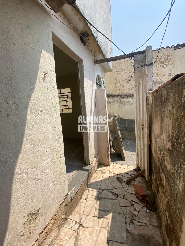 Barracão para aluguel 2 quartos no Bairro Santa Cruz Industrial: 