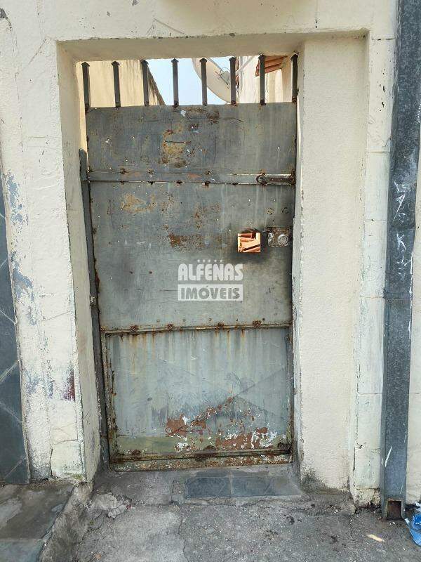 Barracão para aluguel 2 quartos no Bairro Santa Cruz Industrial: 