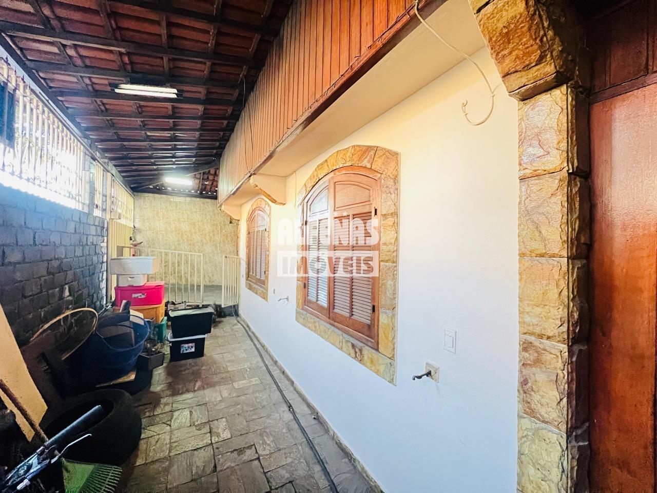 Casa à venda 4 quartos no Bairro CONJ AGUA BRAN CA: 