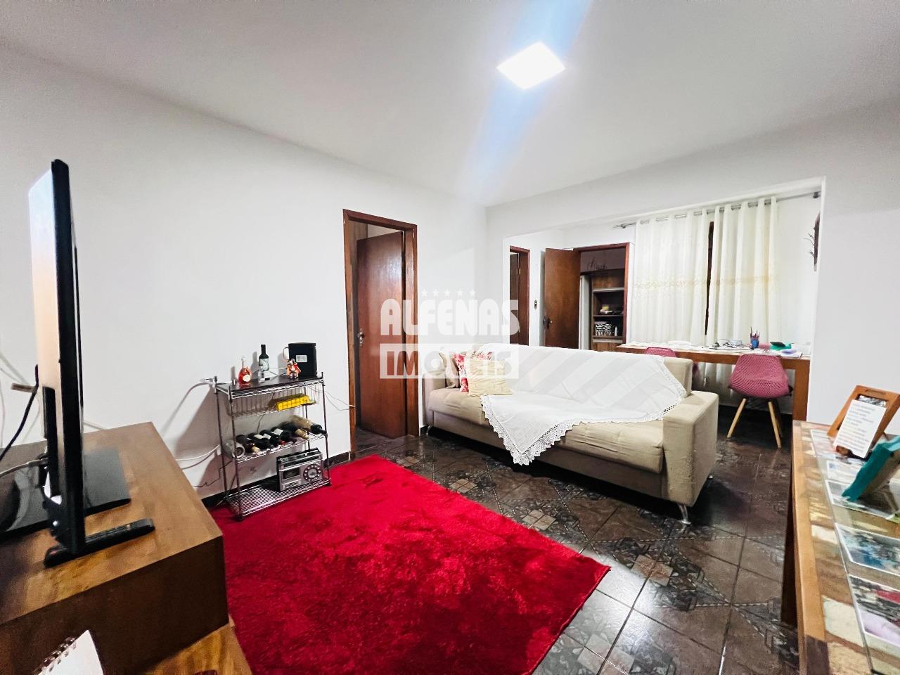 Casa à venda 4 quartos no Bairro CONJ AGUA BRAN CA: 