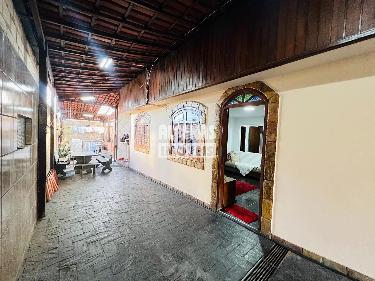 Casa à venda 4 quartos no Bairro CONJ AGUA BRAN CA: 