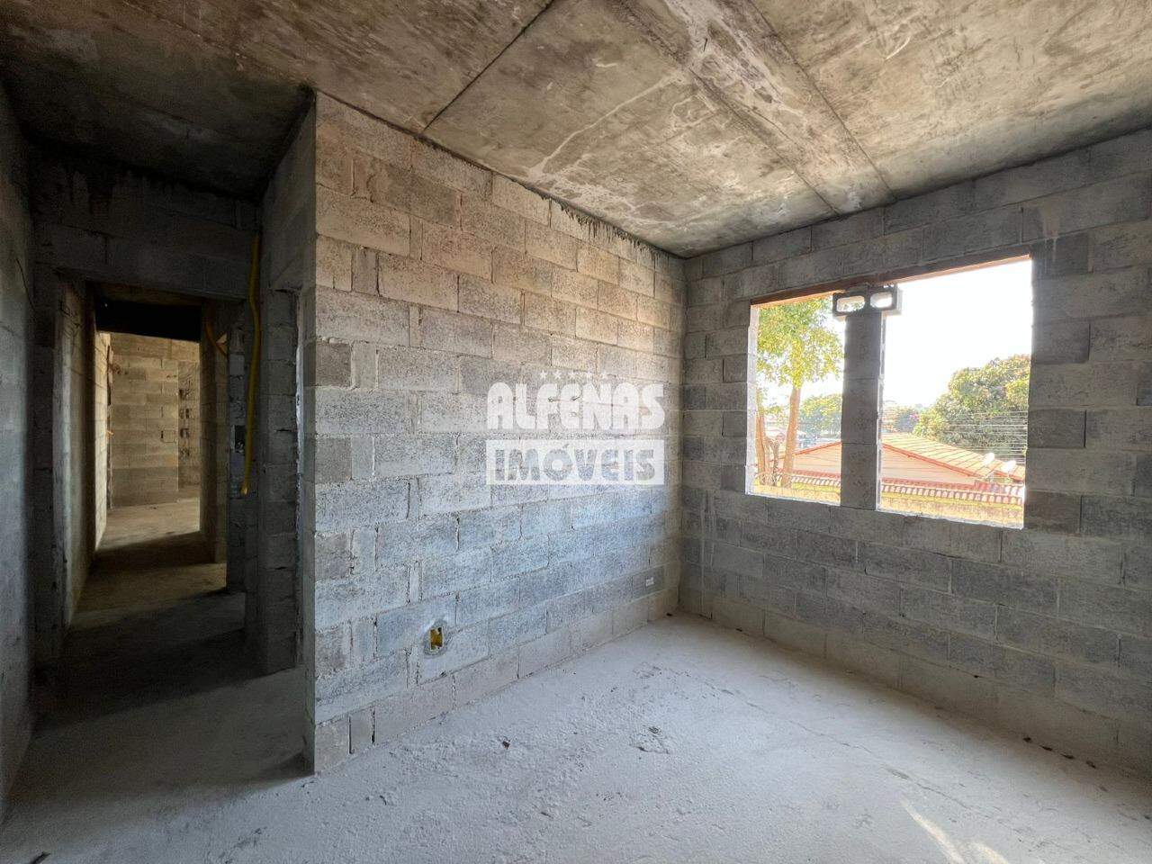 Apartamento à venda 2 quartos no Bairro TRES BARRAS: 